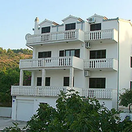 Apartamento Studio Petra Svacica *